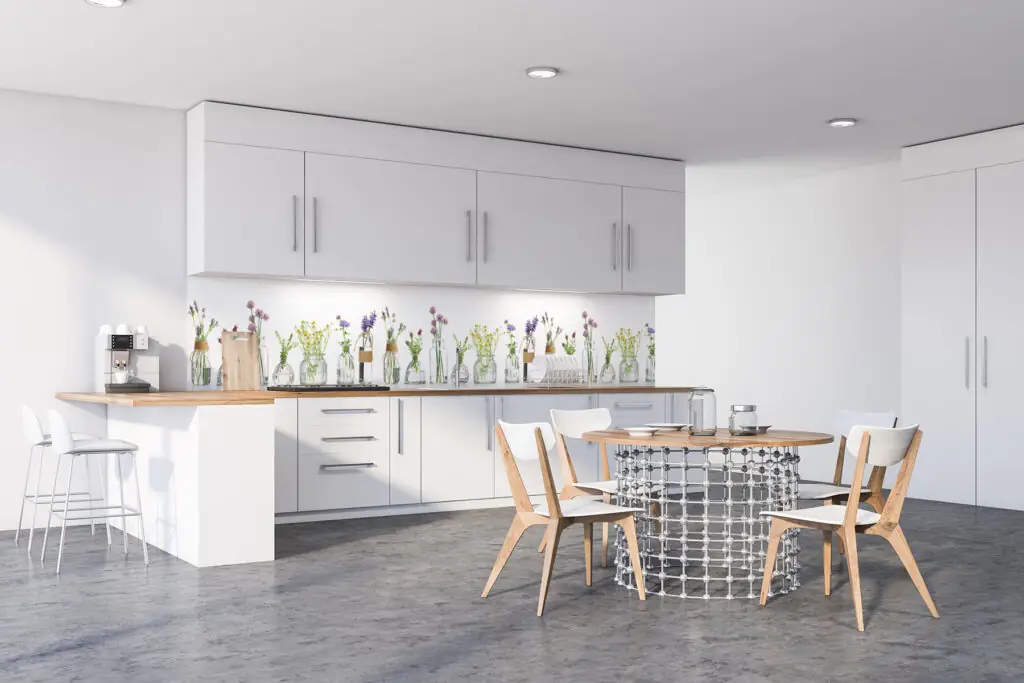 Modern kitchen fit-out in Benidorm, Costa Blanca